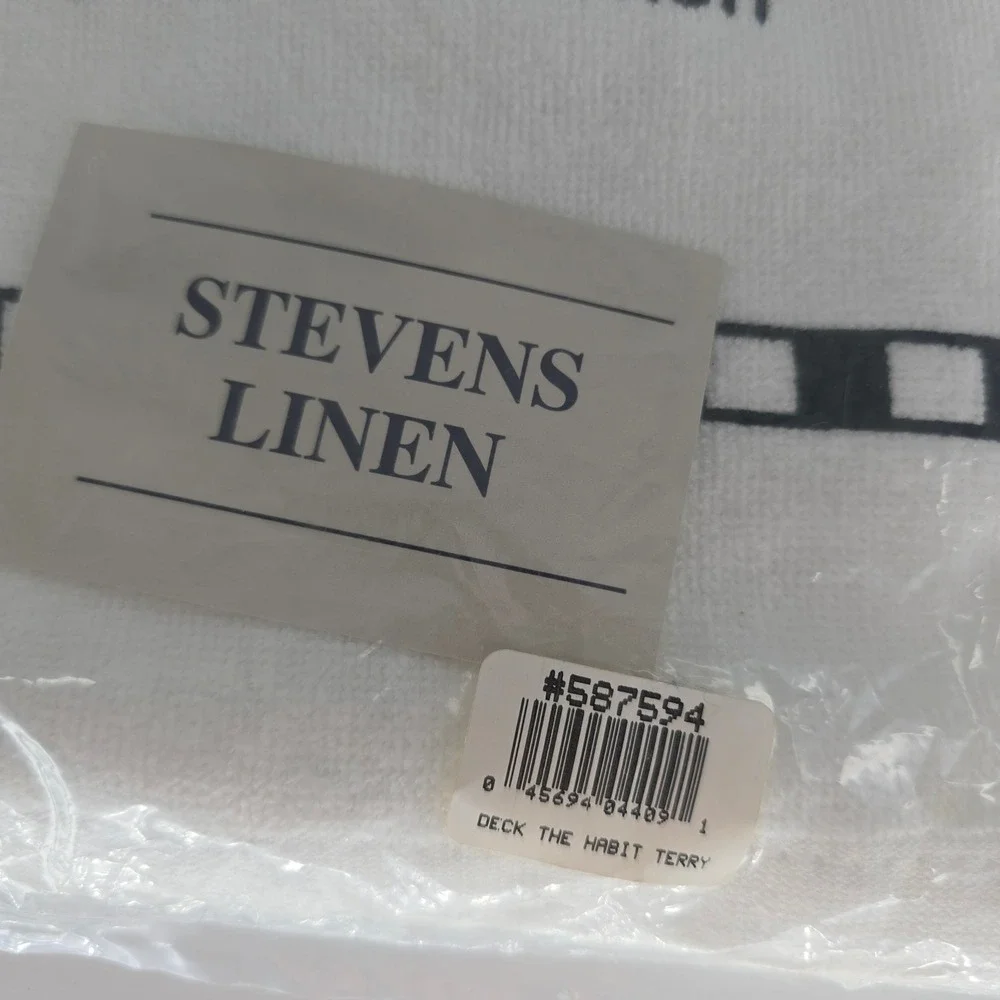 Vintage Deck the Habit Nun Christmas Towel Stevens Linen Catholic Humor NOS